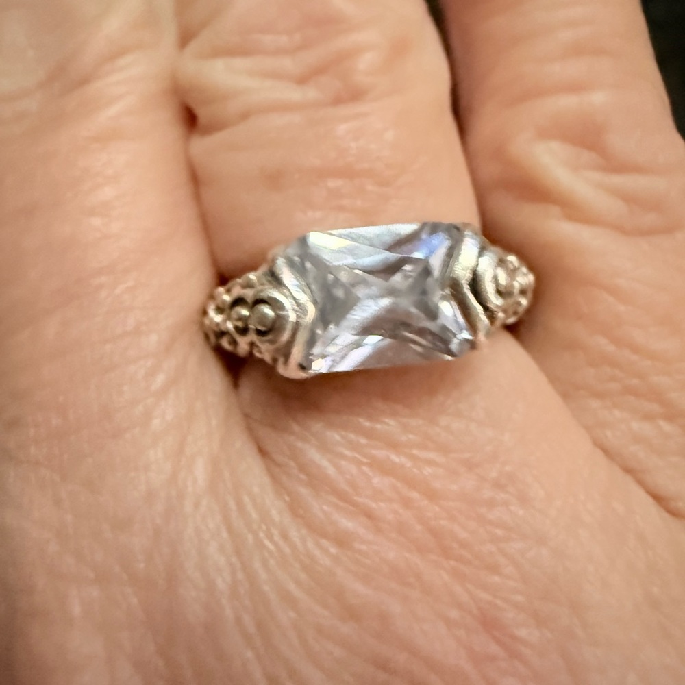 Sterling Silver & Cubic Zirconia Ring – Emerald Cut - size 6